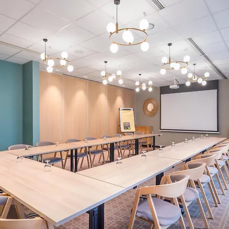Ibis Pontivy