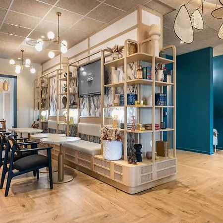 Ibis Styles Centre Bretagne Otel 3*