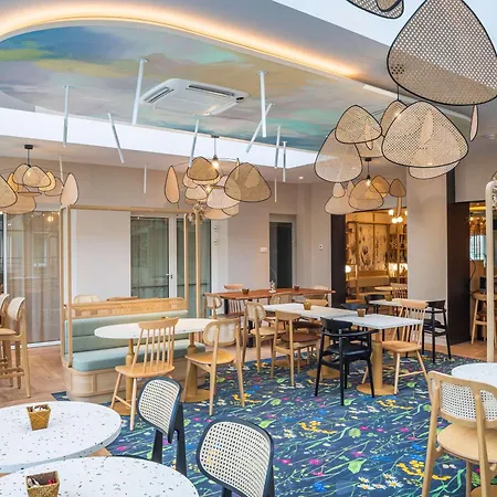 Ibis Styles Centre Bretagne Otel